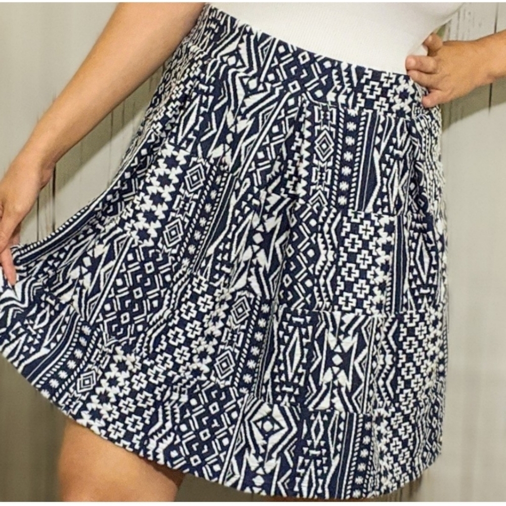 Exhilaration Aztec Print Pull on Skirt Navy & White Size XXL
